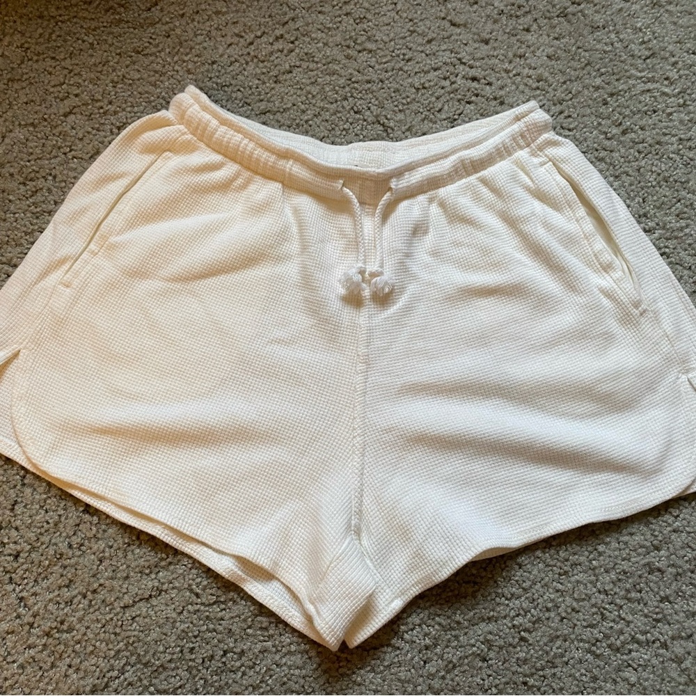 Brandy Melville White knitted shorts